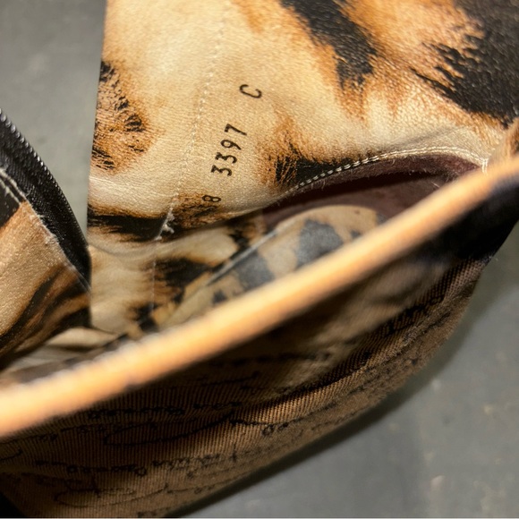 Y2K Roberto Cavalli Canvas Newspaper Print Pointed Toe Ankle Heel Boots Monogram - Picture 15 of 16